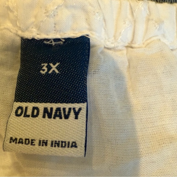 NWT Old Navy Cami White Eyelet Crop Top Size 3X - Picture 9 of 11